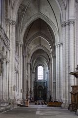 Bild "Poitiers_Kathedrale_innen_05.jpg"